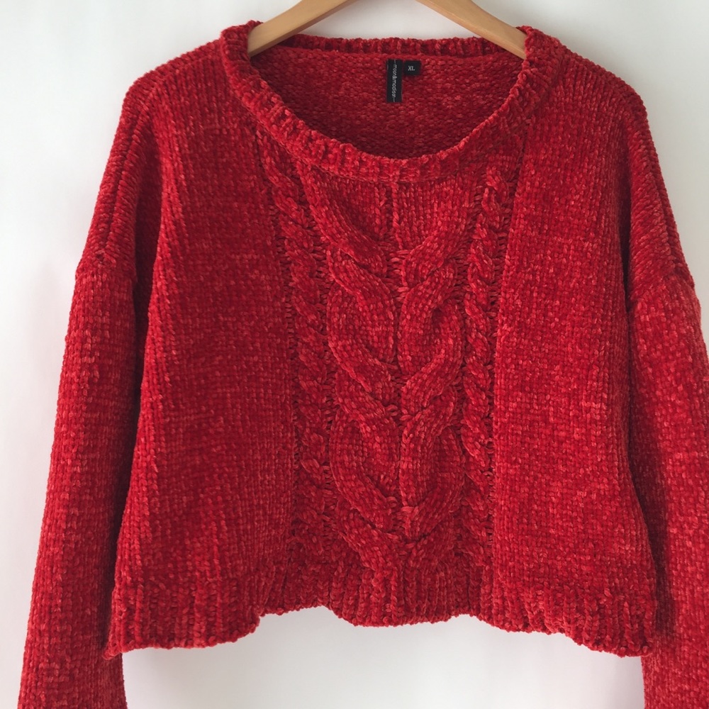 Red Cropped Moon & Madison Sweater Cable Knit